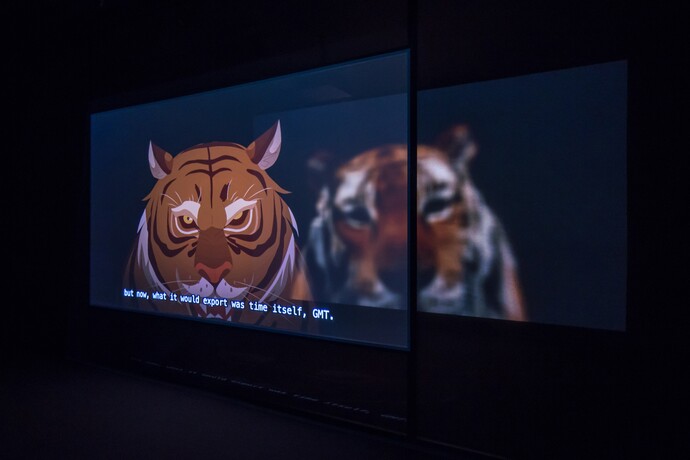 Ho Tzu Nyen (*1976) T for Time (Installationsansicht Singapore Art Museum, 2023), 2023–fortlaufend, © Courtesy of the artist, Kiang Malingue und neugerriemschneider, Foto: Singapore Art Museum