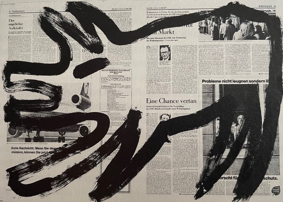 Hilka Nordhausen, Ohne Titel (Hund) Zeitungsübermalung, ca. 1980, © ARCHIV Hilka Nordhausen